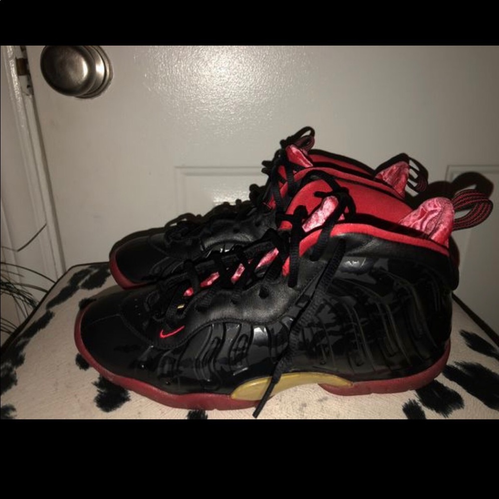 Exclusive “ Dracula “ Foamposites